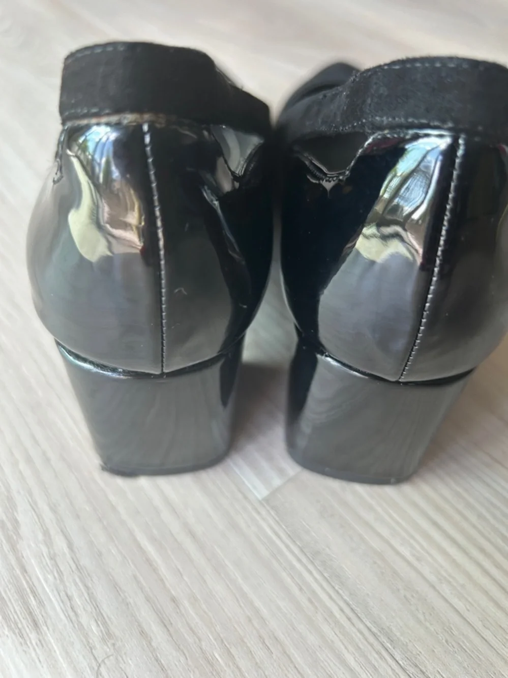 Bandolino Adderley Pumps 7.5M Black Faux Suede Pointed Toe Chunky Heel Vintage